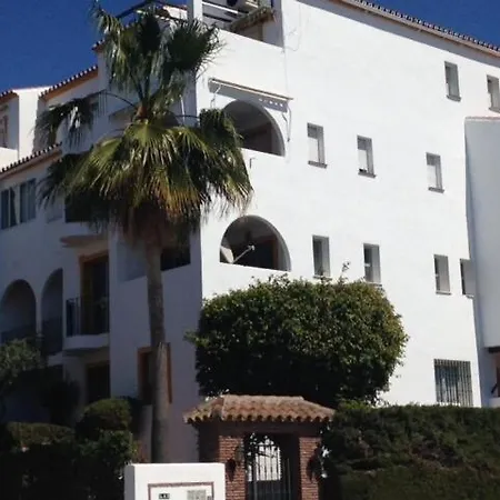 Lovely Spacious 2 Bedroom Flat Between Marbella And Apartamento Estepona
